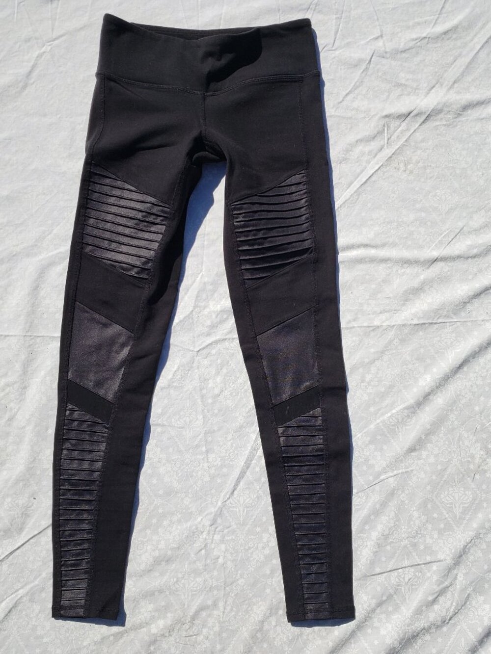 Alo Moto High Waist Panel Active Yoga Leggigns *Airbrush - Black - Size XS